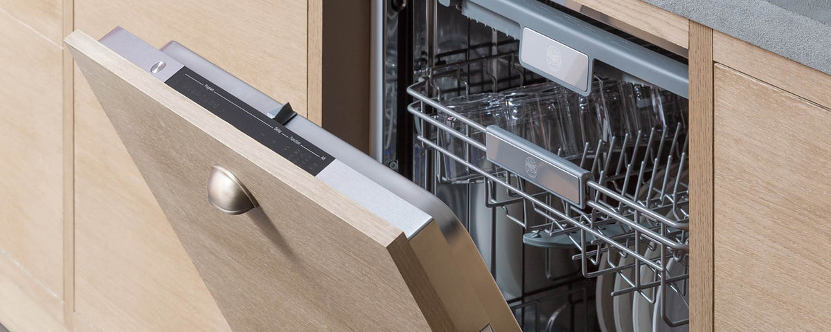 BERTAZZONI DW6083PRTS 60cm Integrated Dishwasher sliding door to panel in White Steel